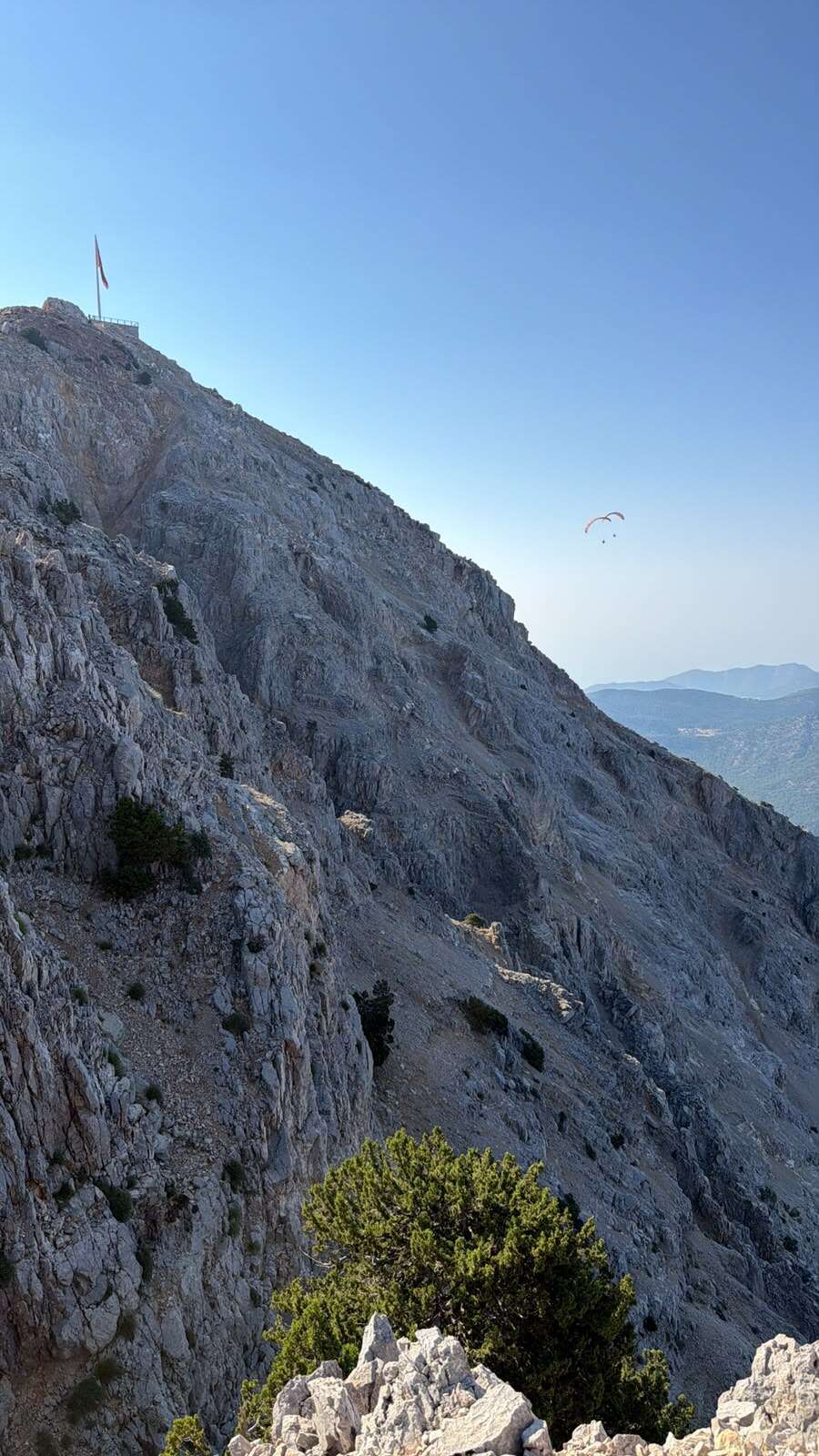 Ölüdeniz’de Yamaç Paraşütü Kazası, Pilot ve Yolcu Hayatını Kaybetti 5